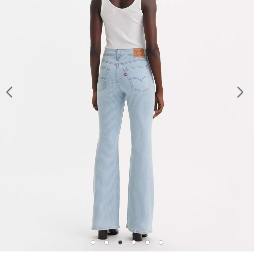 NWT --- Levi's 726 High Rise Flare Women's Jeans - Picture 3 of 8